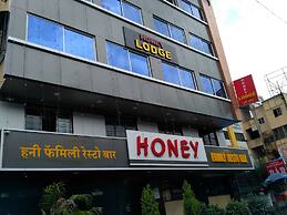 Hotel Honey Lodging