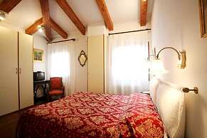 Sunrise - WR Apartments