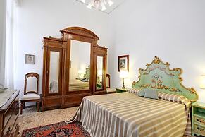 Testa - WR Apartments