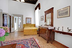 Testa - WR Apartments