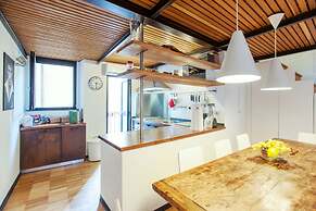 Portico - WR Apartments