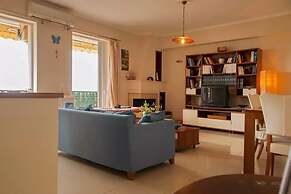 Enjoy A Stunning View In The City