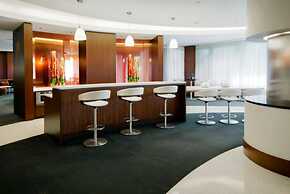 Bluebird Suites near National Airport