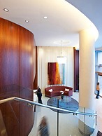 Bluebird Suites near National Airport