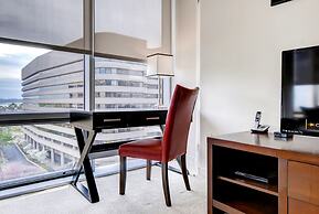 Bluebird Suites near National Airport