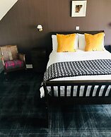 Invershin Hotel Bunkhouse & Bar