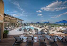 Bluebird Suites near Pentagon