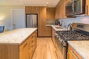 Bluebird Suites near Pentagon