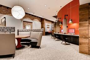 Bluebird Suites near Pentagon