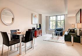 Bluebird Suites in Crystal City