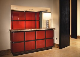 Bluebird Suites in Crystal City