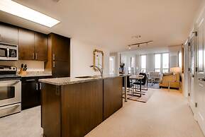 Bluebird Suites in Pentagon City