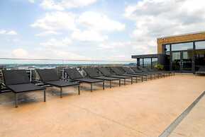 Bluebird Suites in Pentagon City