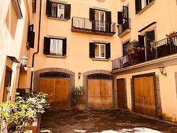 Palazzo Rota Guesthouse