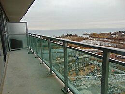 Executive Suites at St. Clair West