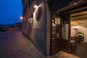 Castello Di Proceno Albergo Diffuso