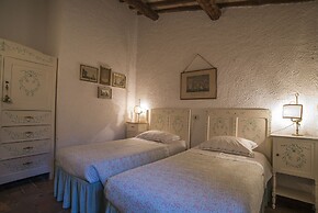Castello Di Proceno Albergo Diffuso