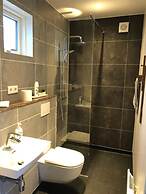 Hrafnavellir Guest House