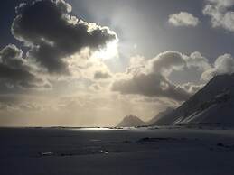 Hrafnavellir Guest House