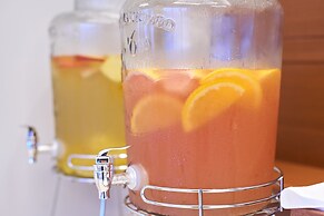 Ala MAHAINA CONDO HOTEL