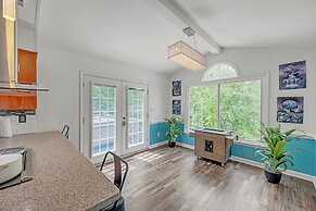 Kernersville Hot Tub  Pool  Arcade Gym Wifi Coffee