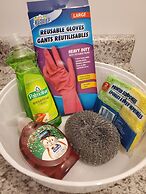 Kernersville Hot Tub  Pool  Arcade Gym Wifi Coffee