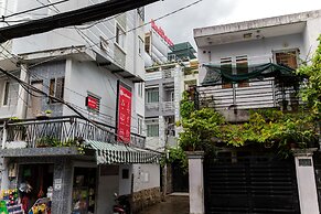 RedDoorz Plus near Ba Chieu Local Market