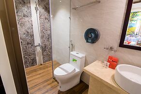 RedDoorz Plus near Ba Chieu Local Market