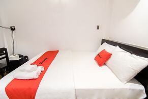 RedDoorz Plus near Ba Chieu Local Market