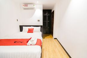 RedDoorz Plus near Ba Chieu Local Market
