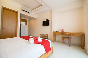 RedDoorz Plus near SECC D7