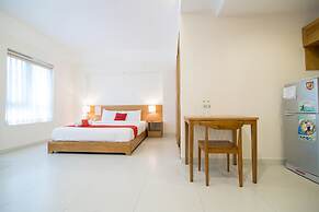 RedDoorz Plus near SECC D7