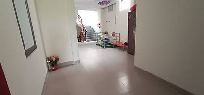 Family Transit 2 Hotel