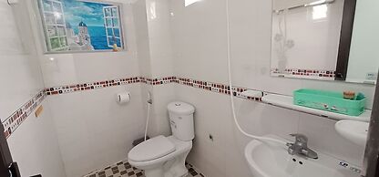 Family Transit 2 Hotel