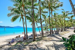 Hamilton Island Vacation Rentals