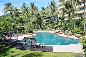 Hamilton Island Vacation Rentals