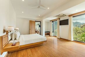 Country Inn Premier Pacific Mall Road Mussoorie