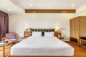 Country Inn Premier Pacific Mall Road Mussoorie