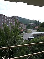 Sanahin Bridge Hotel