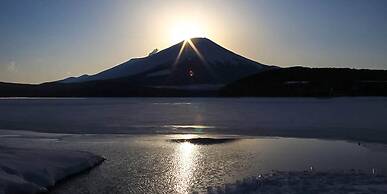 Yamanakako Pension Pause