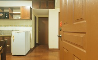 RedDoorz @ Moonwalk Paranaque