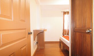 RedDoorz @ Moonwalk Paranaque