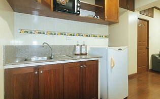 RedDoorz @ Moonwalk Paranaque