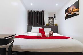 RedDoorz Plus @ Poblacion Makati