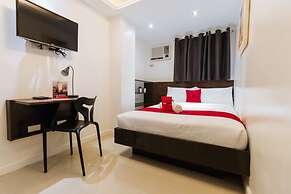 RedDoorz Plus @ Poblacion Makati