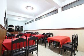 RedDoorz @ Mantrijeron 2