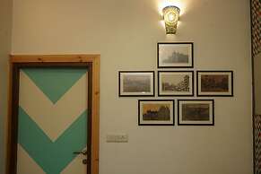 Mumbai Staytion Dorm - A Backpackers Hostel