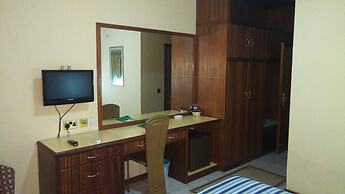 Manuela Residente Resort