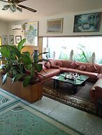 Manuela Residente Resort