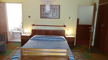 Manuela Residente Resort